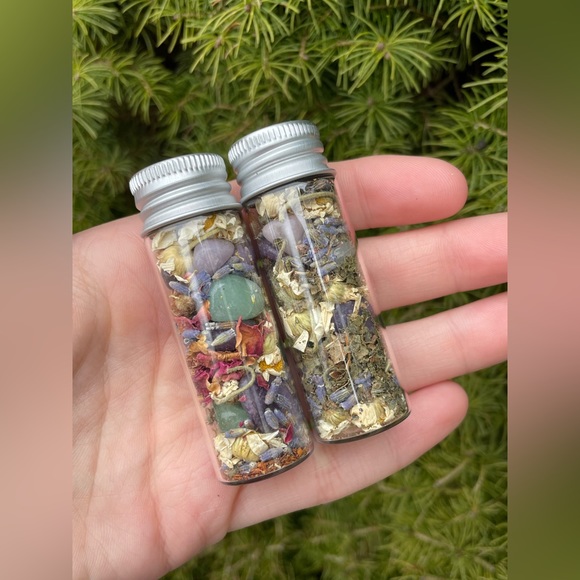 Green Aventurine + Lepidolite Herb Cleansing Bottle | Decorative Jar - Picture 4 of 4